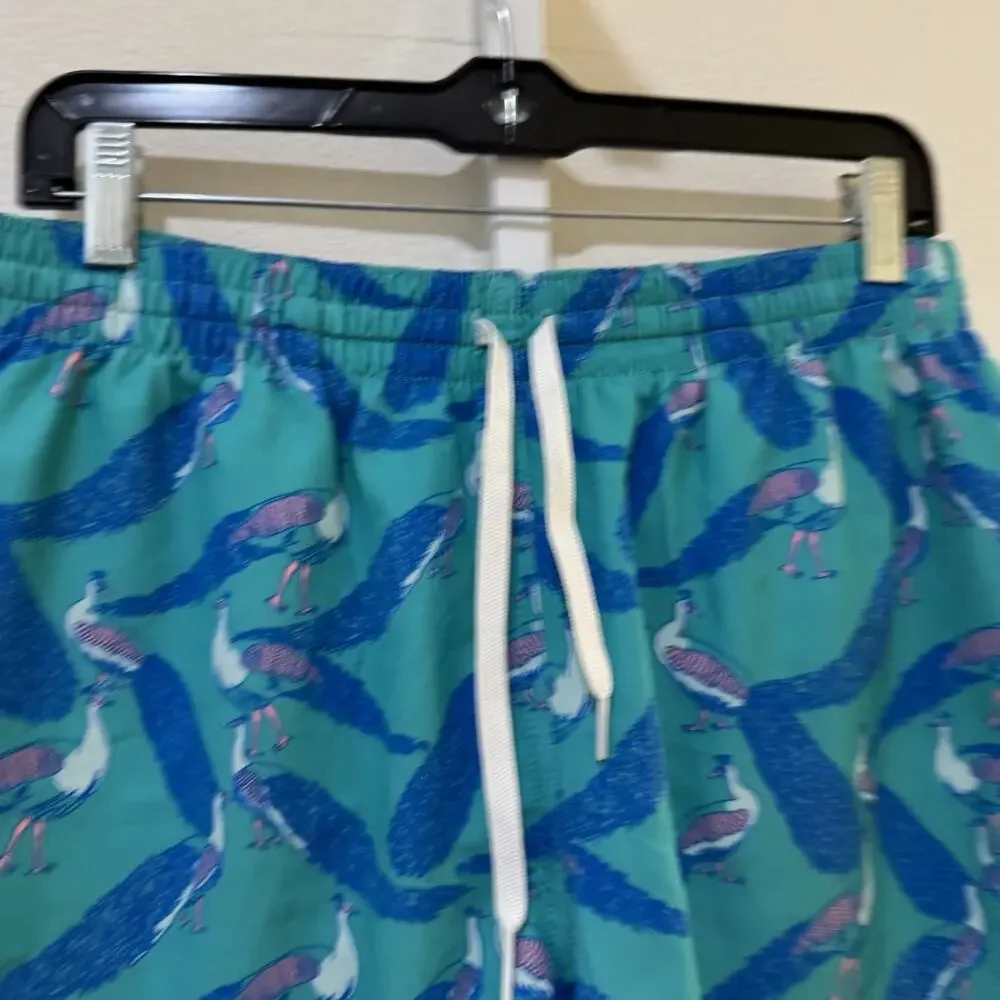 Chubbies Men’s Size M 5.5” Inseam Lined Swim Trunks Peacock Print